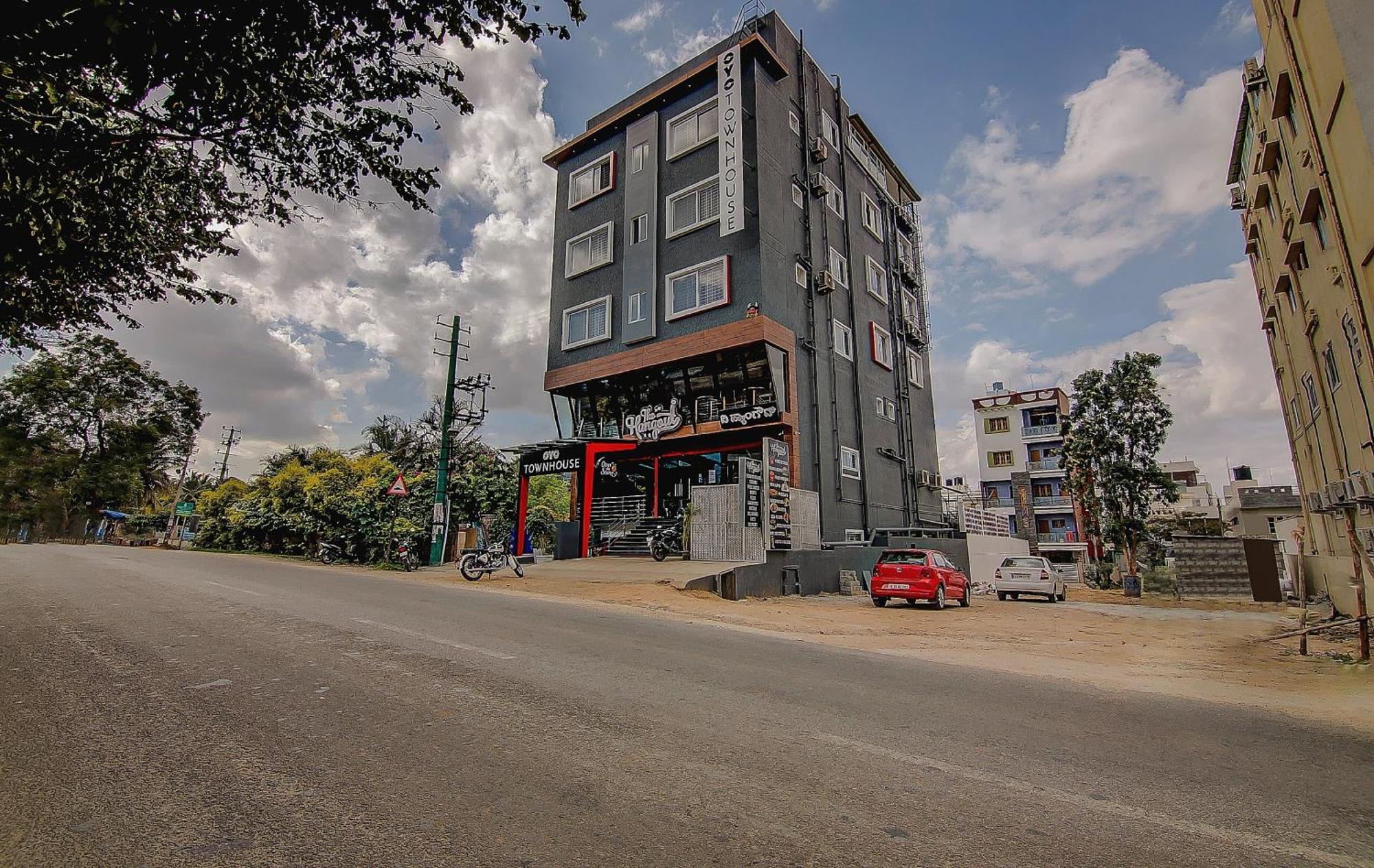 Super Townhouse Global Village Tech Park Near Kengeri Bus Terminal Metro Station Bengalúr Exteriér fotografie