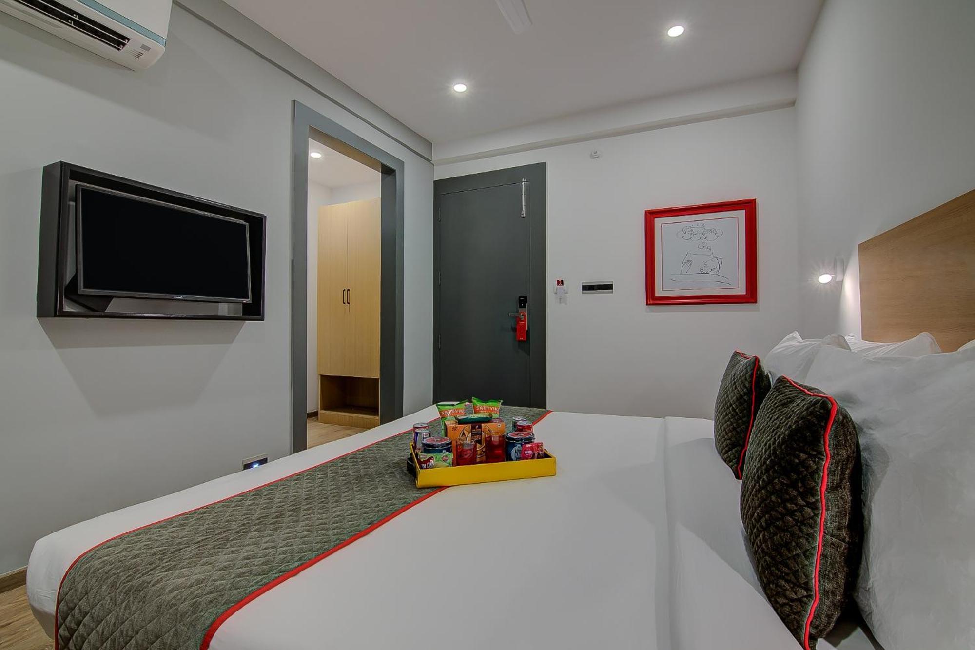 Super Townhouse Global Village Tech Park Near Kengeri Bus Terminal Metro Station Bengalúr Exteriér fotografie