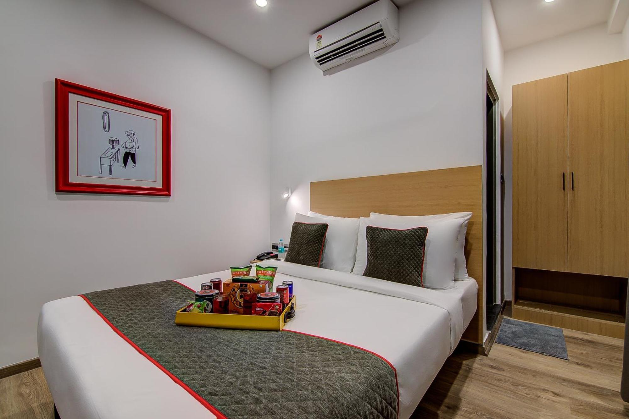 Super Townhouse Global Village Tech Park Near Kengeri Bus Terminal Metro Station Bengalúr Exteriér fotografie
