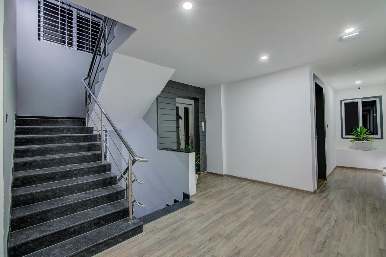 Super Townhouse Global Village Tech Park Near Kengeri Bus Terminal Metro Station Bengalúr Exteriér fotografie